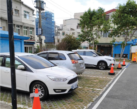 花蓮忠孝街與成功街口停車場